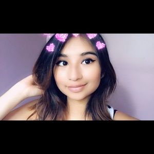 Meet your Posher, Gabriela